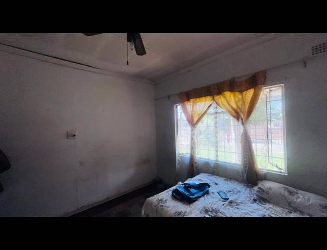 7 BEDROOM HOUSE FOR SALE IN VANDERBIJLPARK CW 2